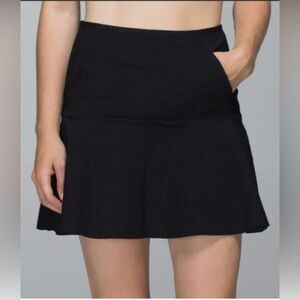 Lululemon Get It On Skirt Women Size 10 Athletic Black Tennis Golf Casual